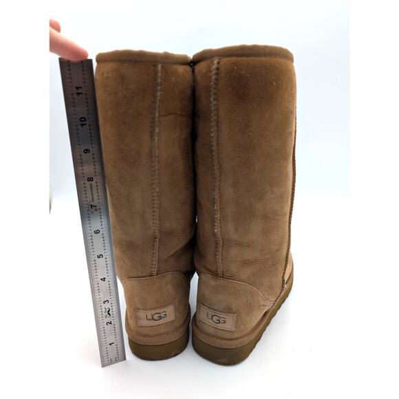 UGG Classic Tall Suede Sheepskin Winter Boots Women's Chestnut Size US6 EU37 - Picture 4 of 16